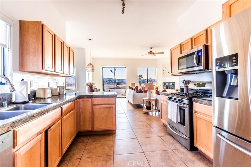 60319 Fairmount Drive Property Photo 4