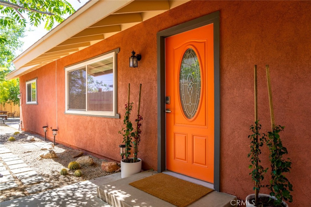 62016 Valley View Property Photo 1