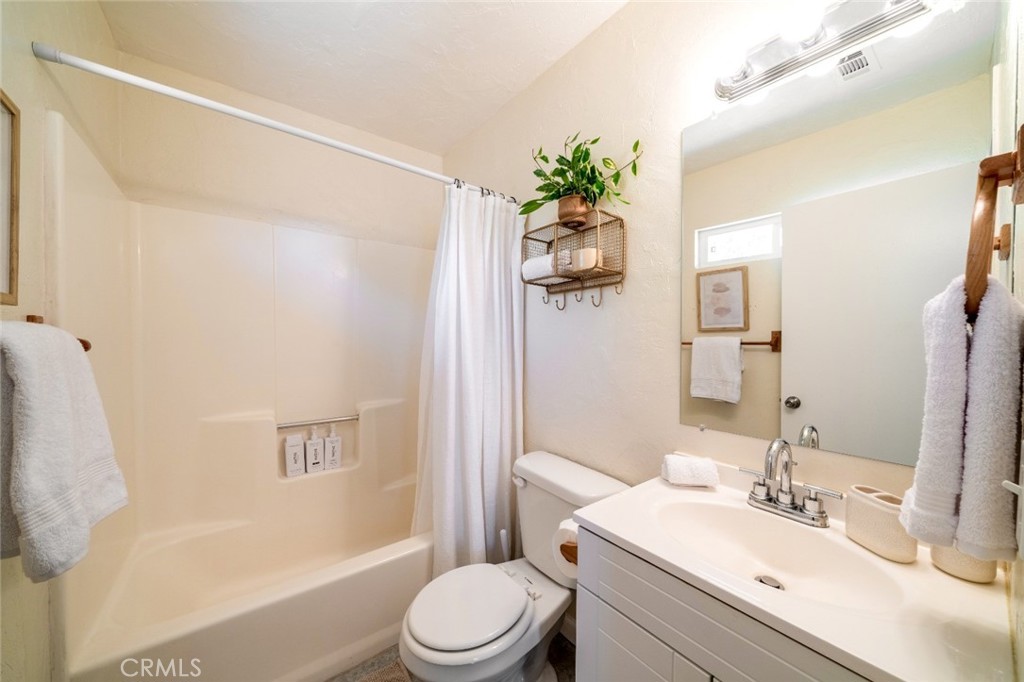 62016 Valley View Property Photo 10