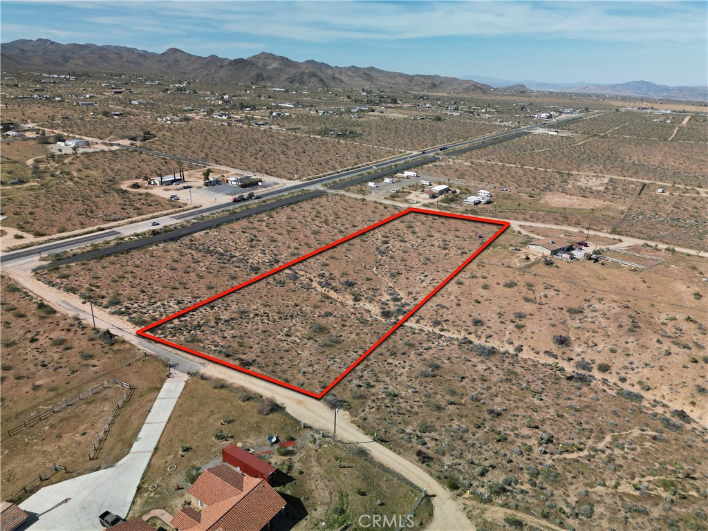 111 Perris Property Photo 13