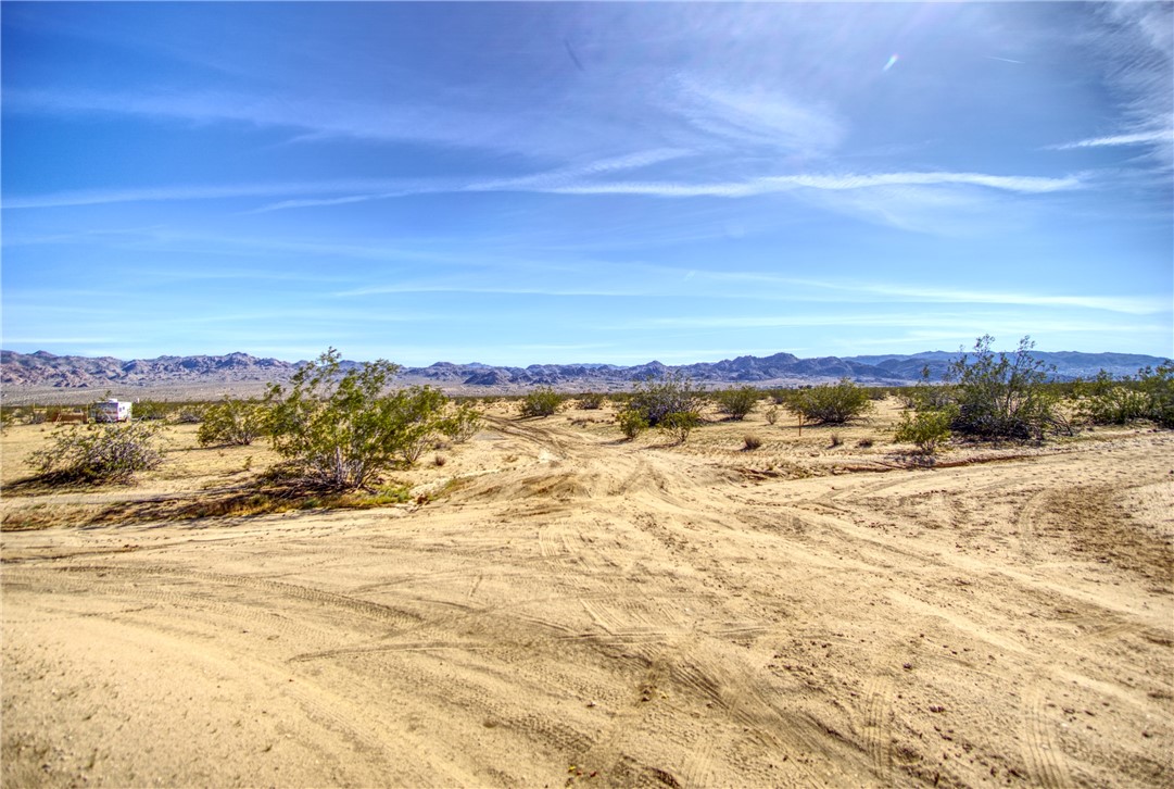 64533 3rd Street Property Photo 1