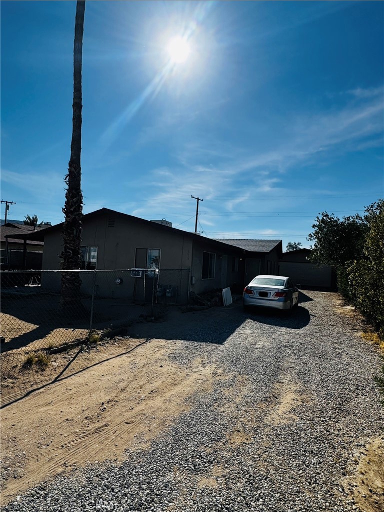 6212 Abronia Property Photo 1