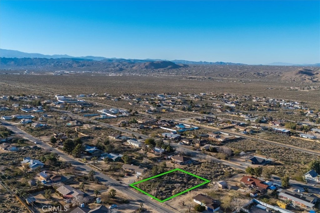 60432 Latham Trail Property Photo 5