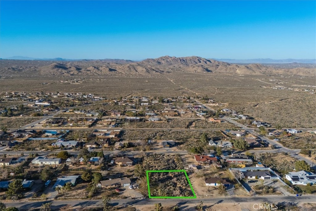 60432 Latham Trail Property Photo 6
