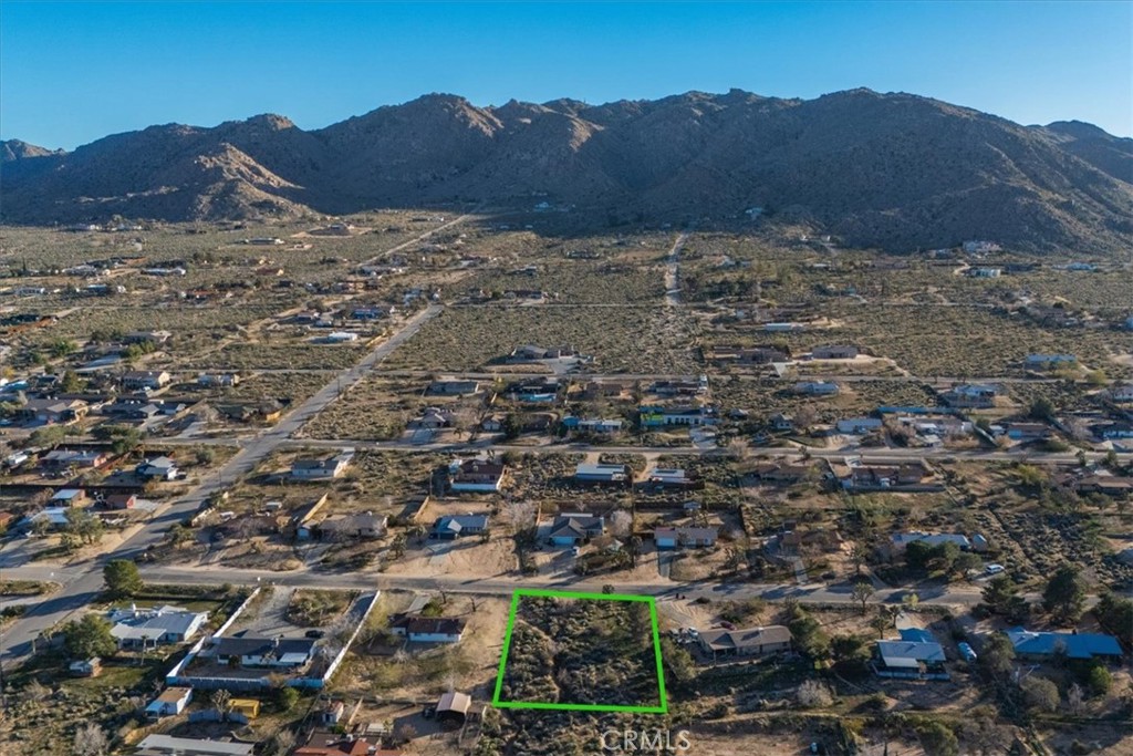 60432 Latham Trail Property Photo 17