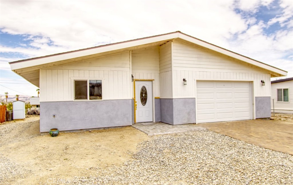 74804 Serrano Drive Property Photo 3