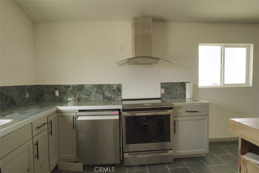 74804 Serrano Drive Property Photo 6