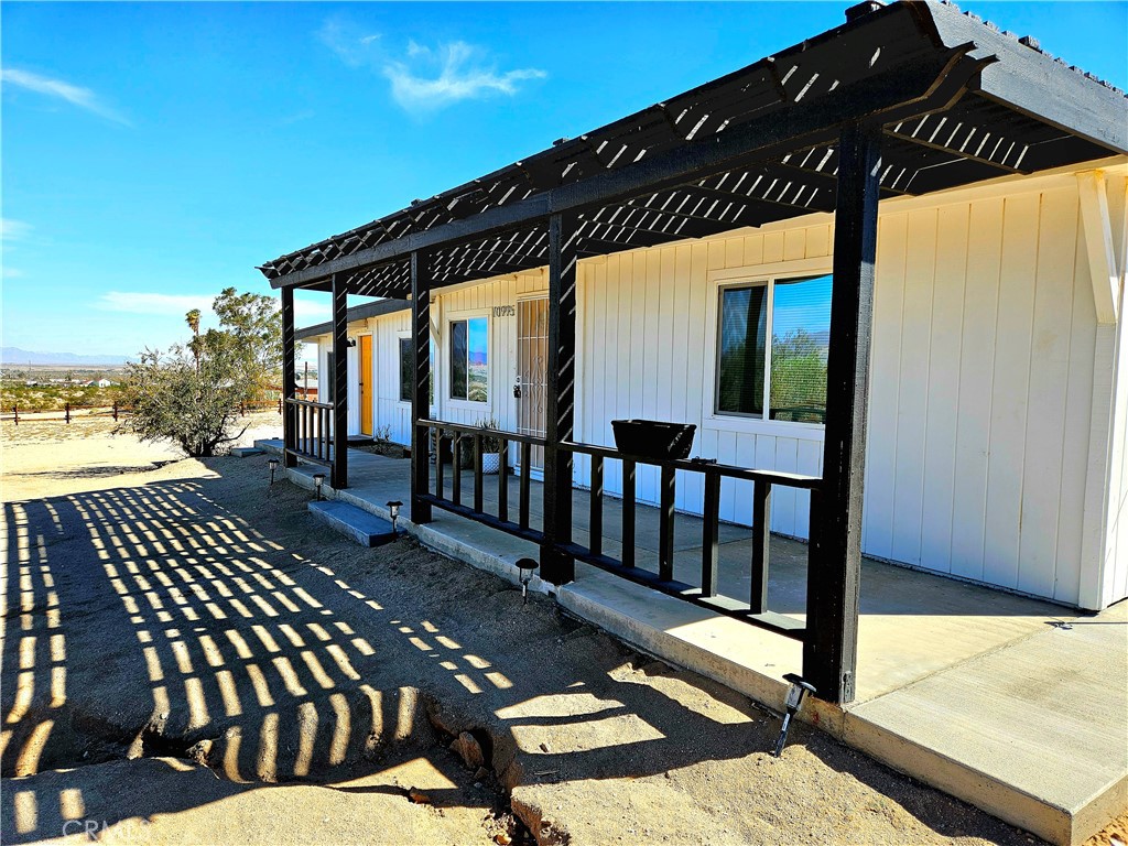 70995 Indian Trail Property Photo 1