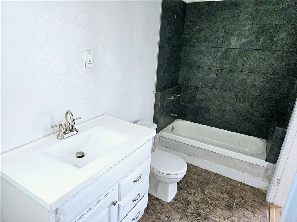 70995 Indian Trail Property Photo 6