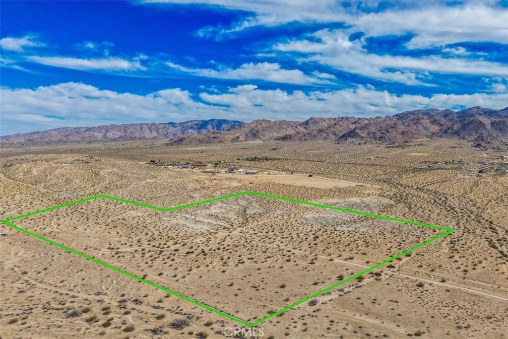 65944 Pipeline Road Property Photo 3