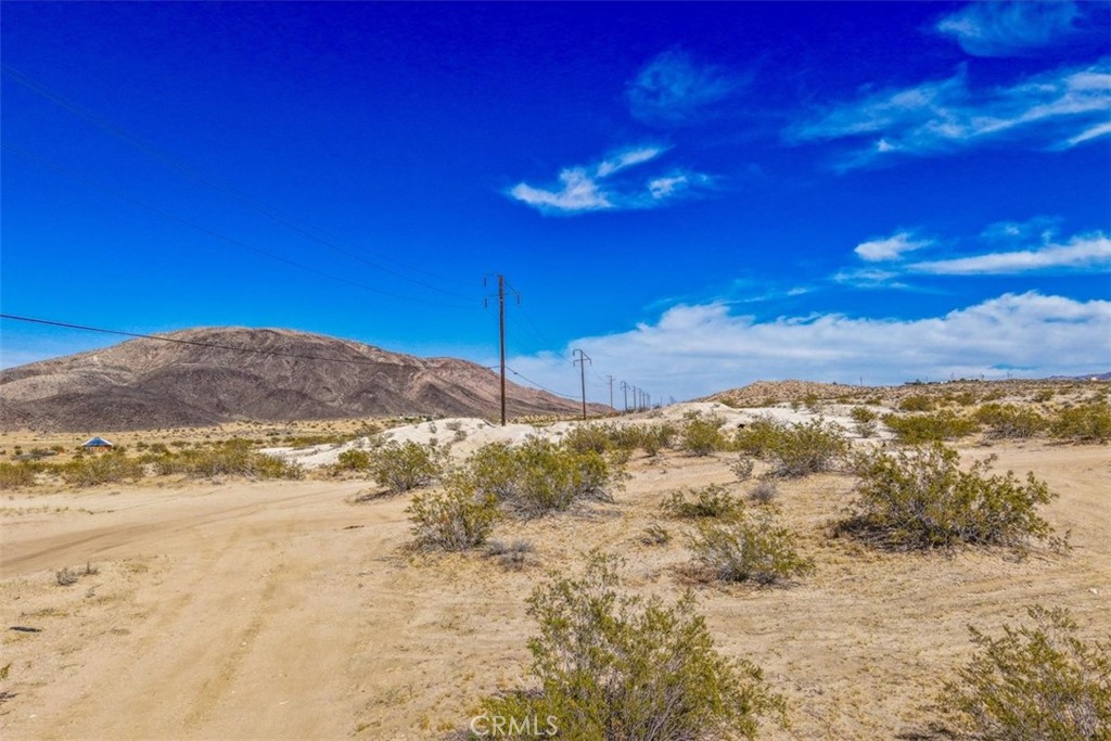 65944 Pipeline Road Property Photo 7