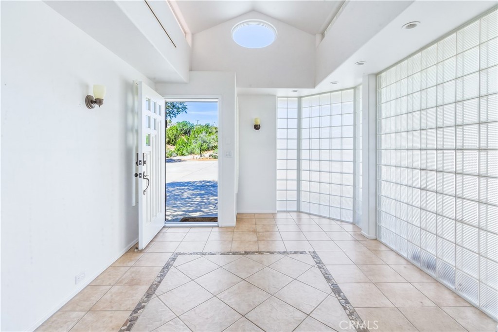 5453 Wallaby Street Property Photo 7