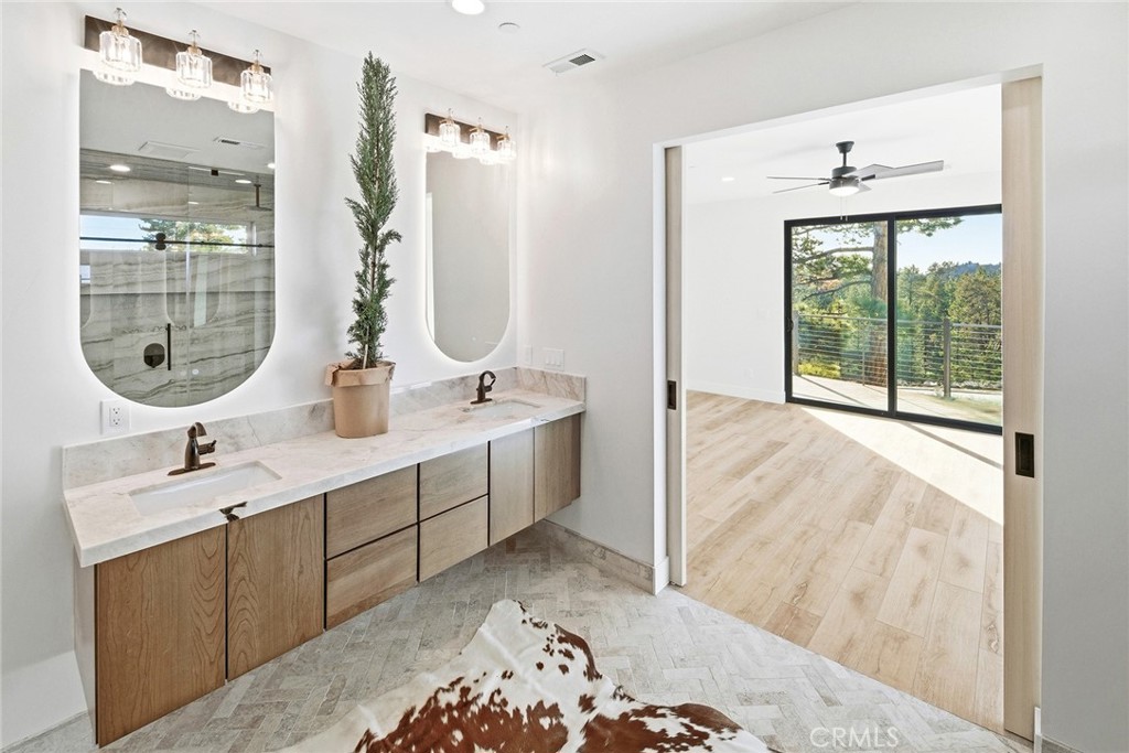 455 Tanglewood Property Photo 24