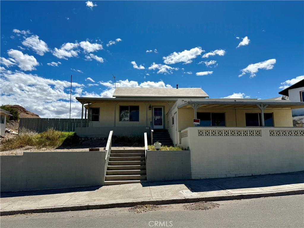 323 E Property Photo 1