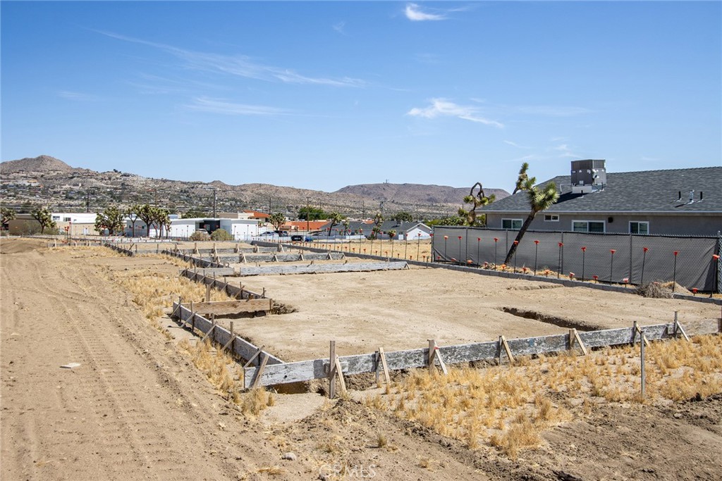 57405 Primrose Property Photo 1