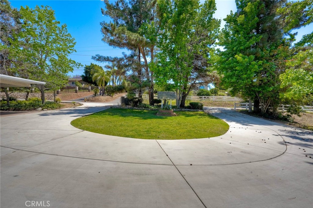 724 Barsby Property Photo 4