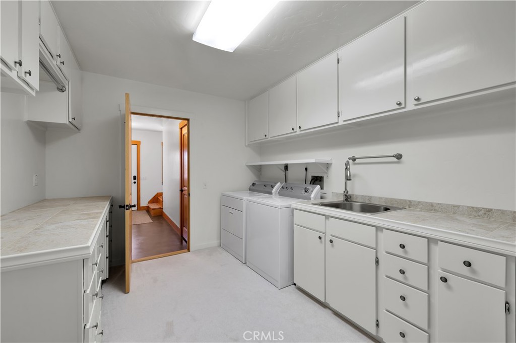 2858 N Sage Avenue Property Photo 31