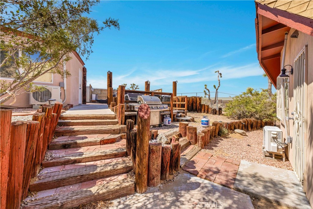 6888 Sunnyhill Road Property Photo 45