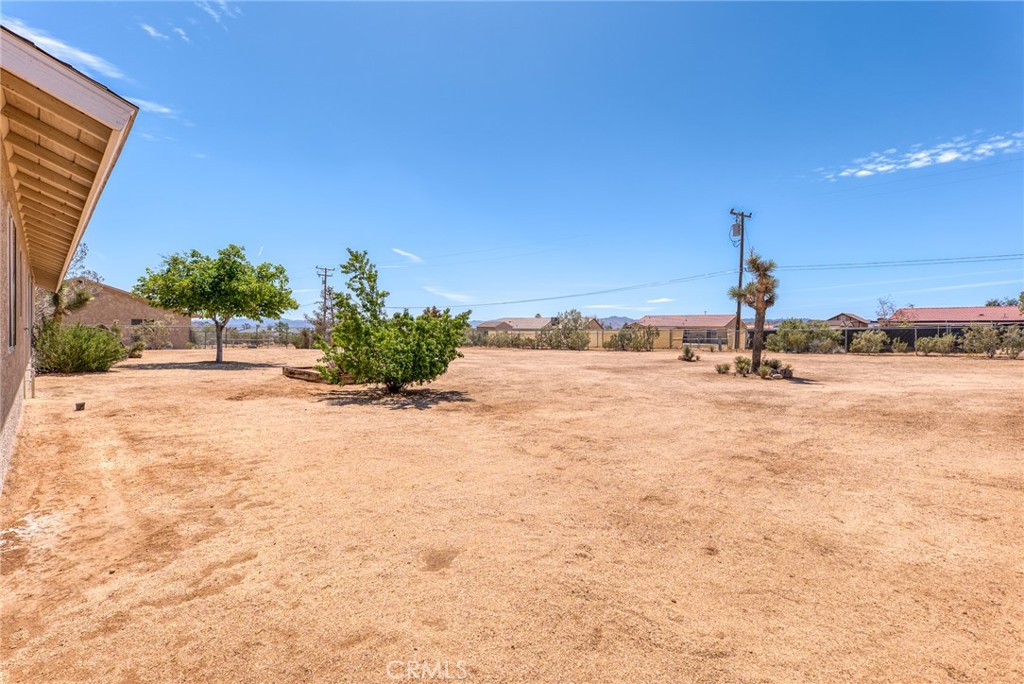 58285 Caliente Property Photo 28