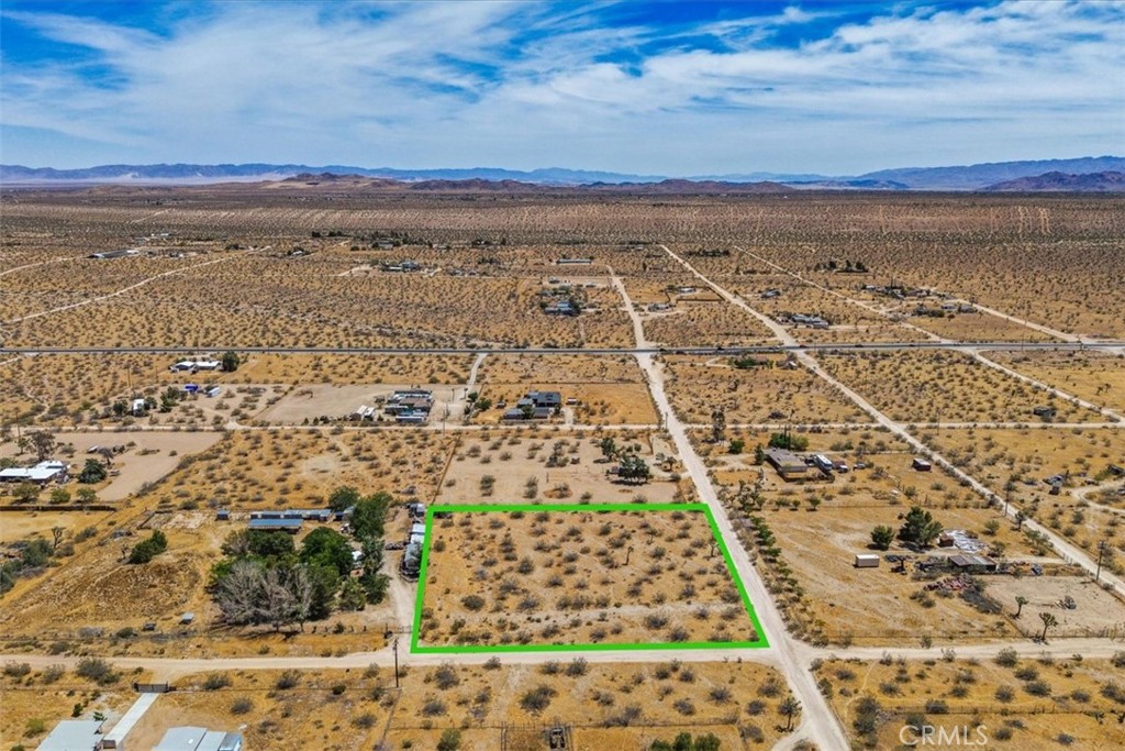 55926 Tananger Road Property Photo 2