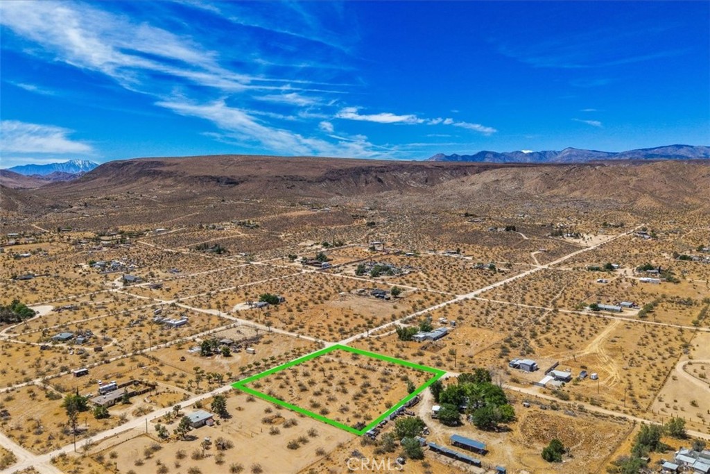 55926 Tananger Road Property Photo 10