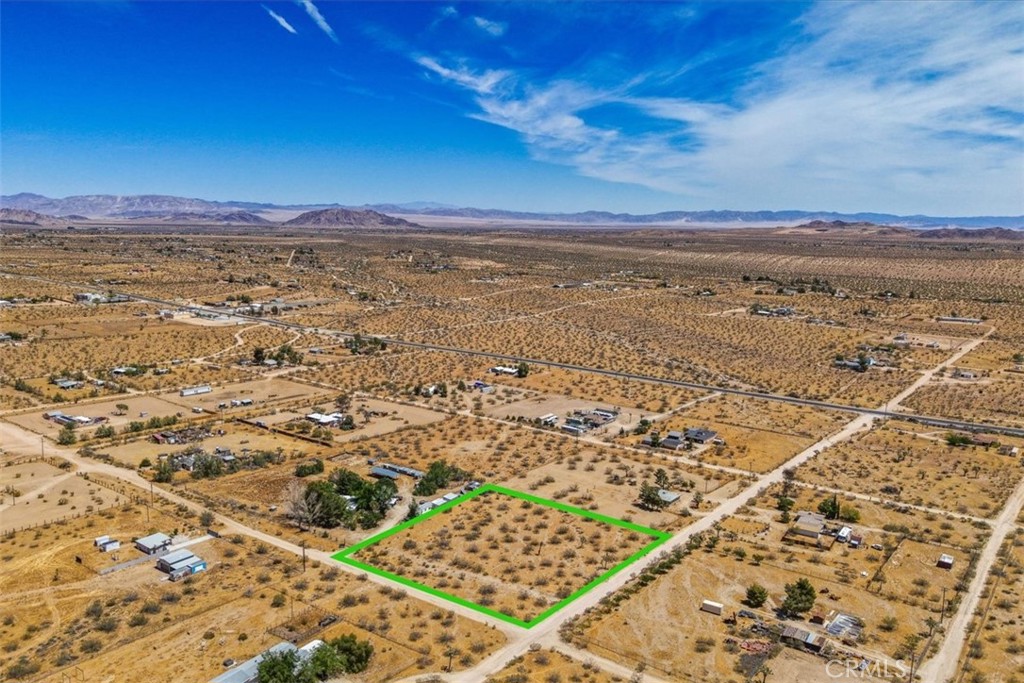 55926 Tananger Road Property Photo 14