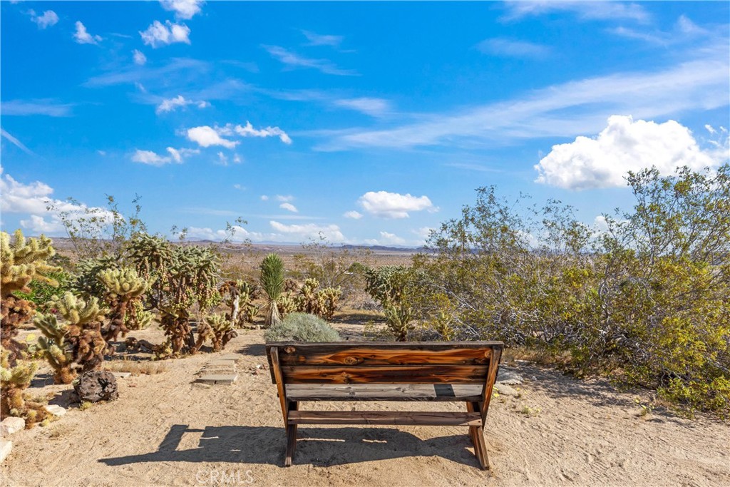 63773 Hollinger Property Photo 5