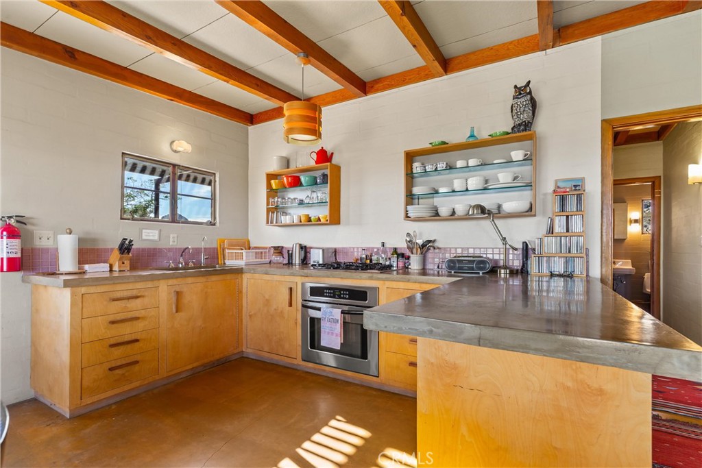 63773 Hollinger Property Photo 27