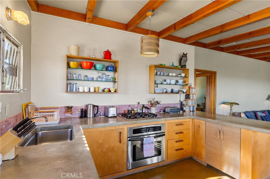63773 Hollinger Property Photo 28