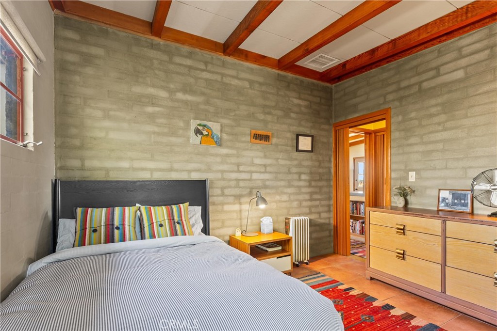63773 Hollinger Property Photo 31