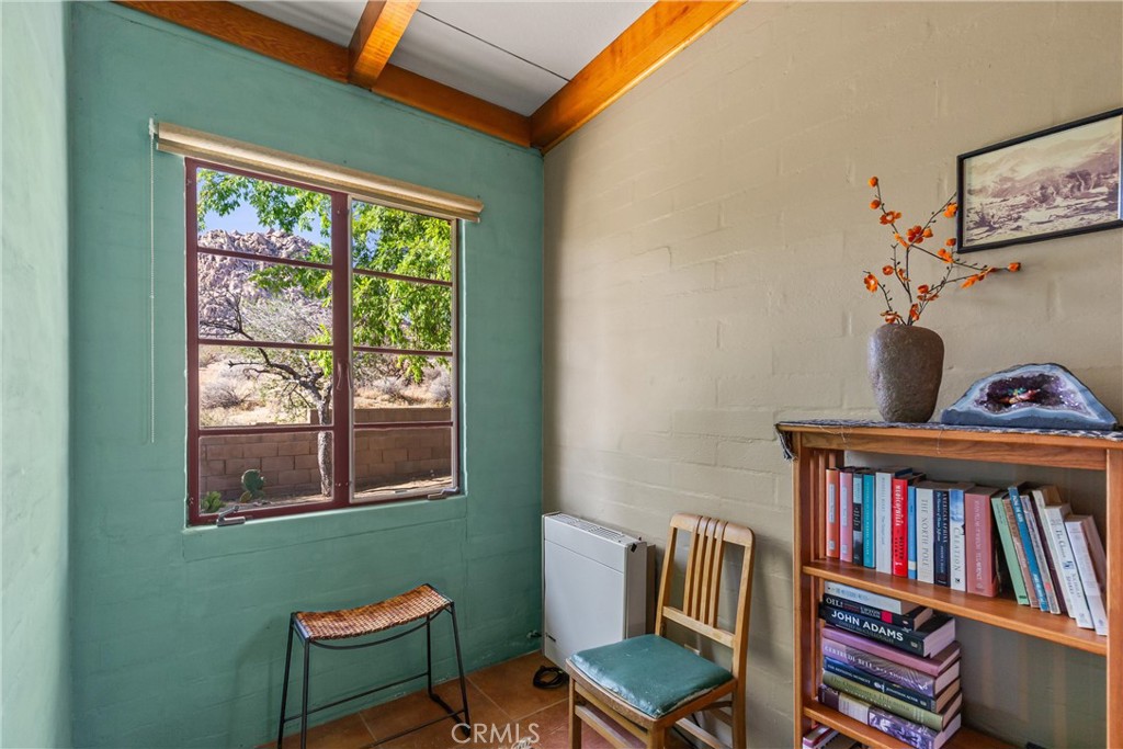 63773 Hollinger Property Photo 32