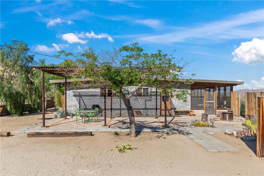 63773 Hollinger Property Photo 40