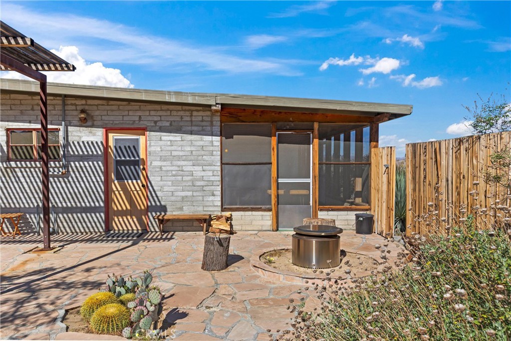63773 Hollinger Property Photo 41