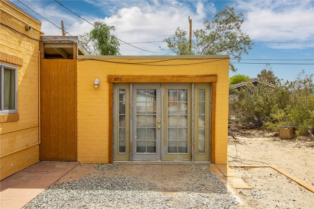 6155 Cahuilla Property Photo 3