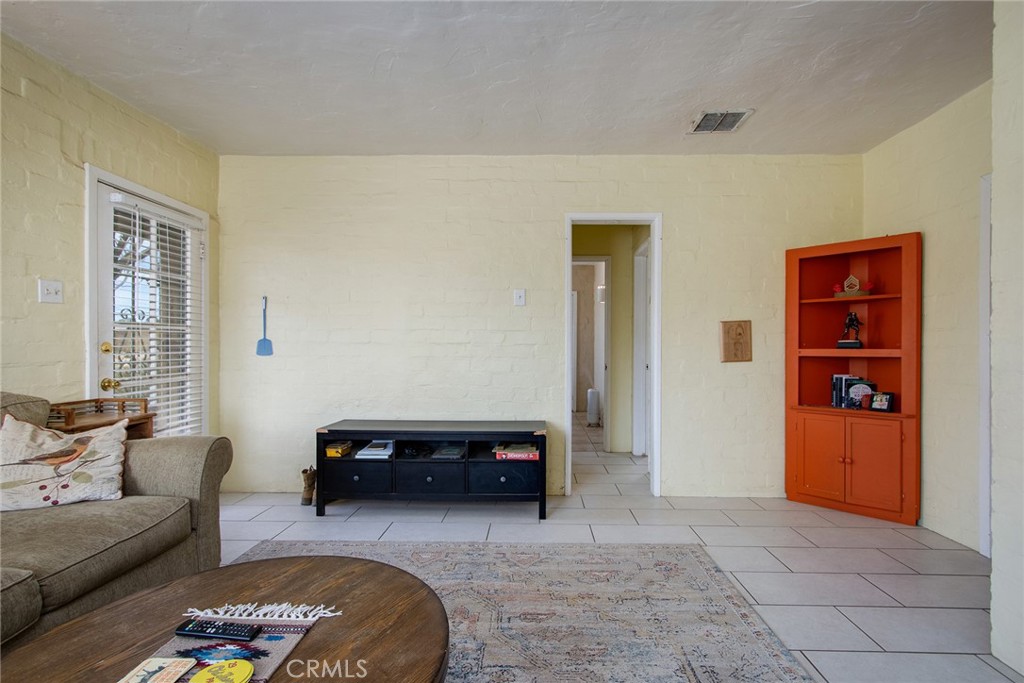 6155 Cahuilla Property Photo 8