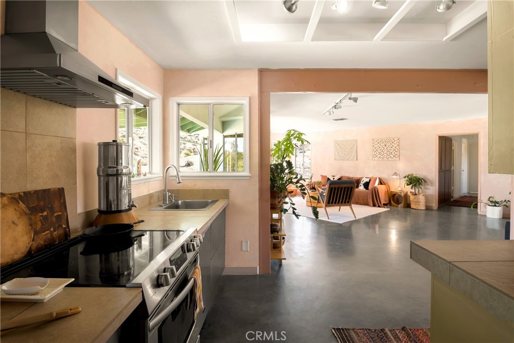 5887 Deerhurst Property Photo 22