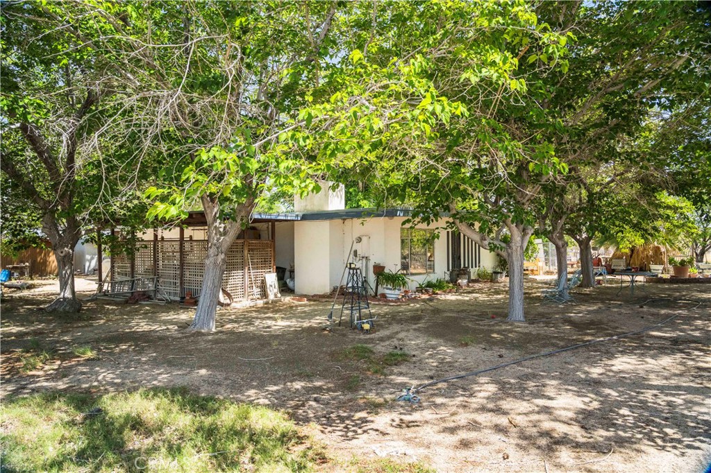 1471 Cherokee Property Photo 9