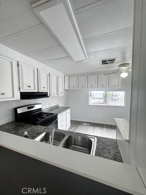 7425 Church Street 2 Property Photo 3