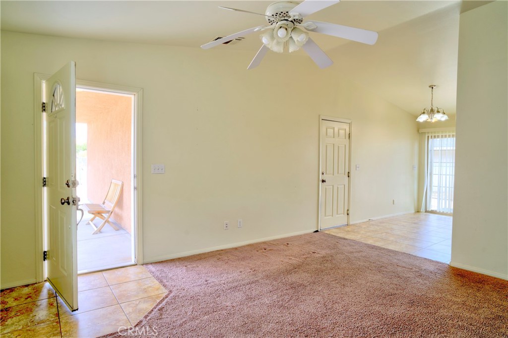6627 Smoketree Property Photo 8