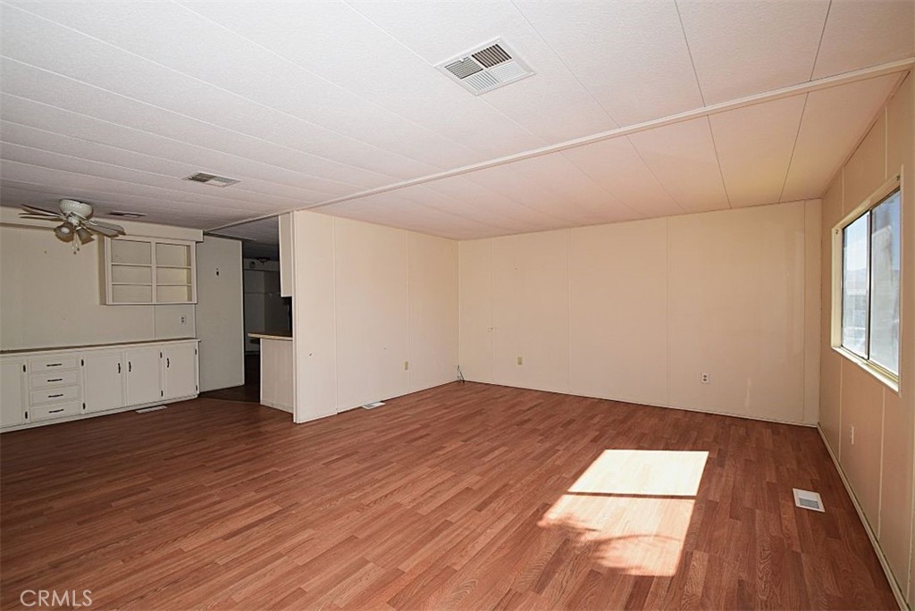 56254 29 Palms Highway 30 Property Photo 3