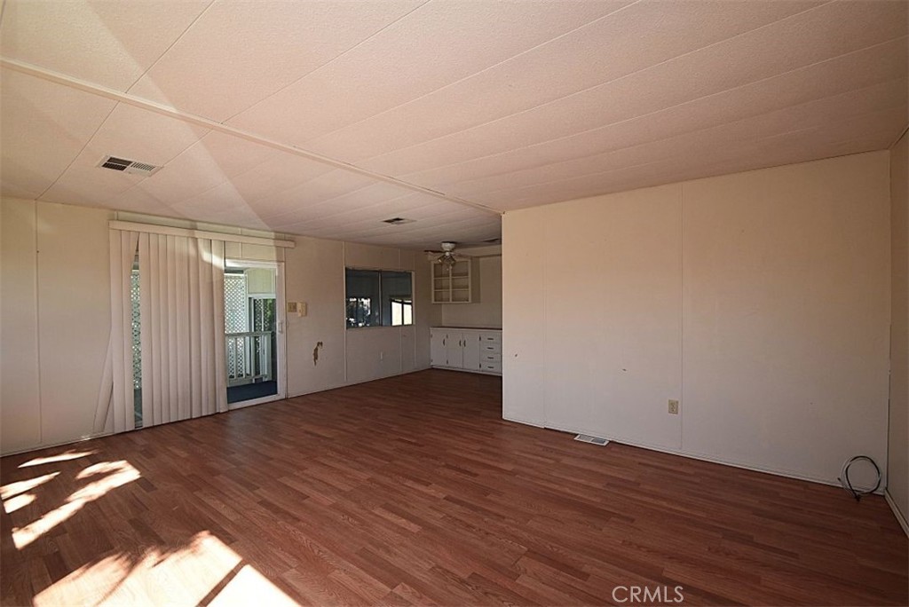 56254 29 Palms Highway 30 Property Photo 4