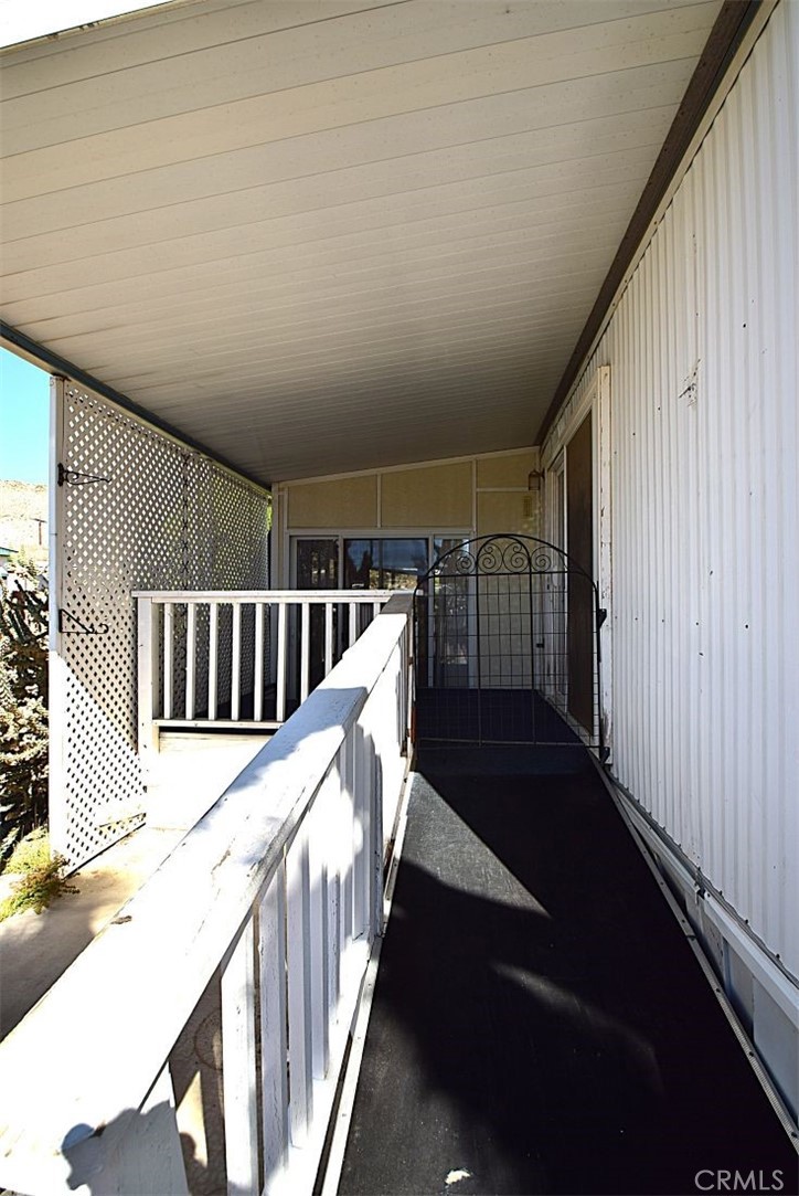 56254 29 Palms Highway 30 Property Photo 13