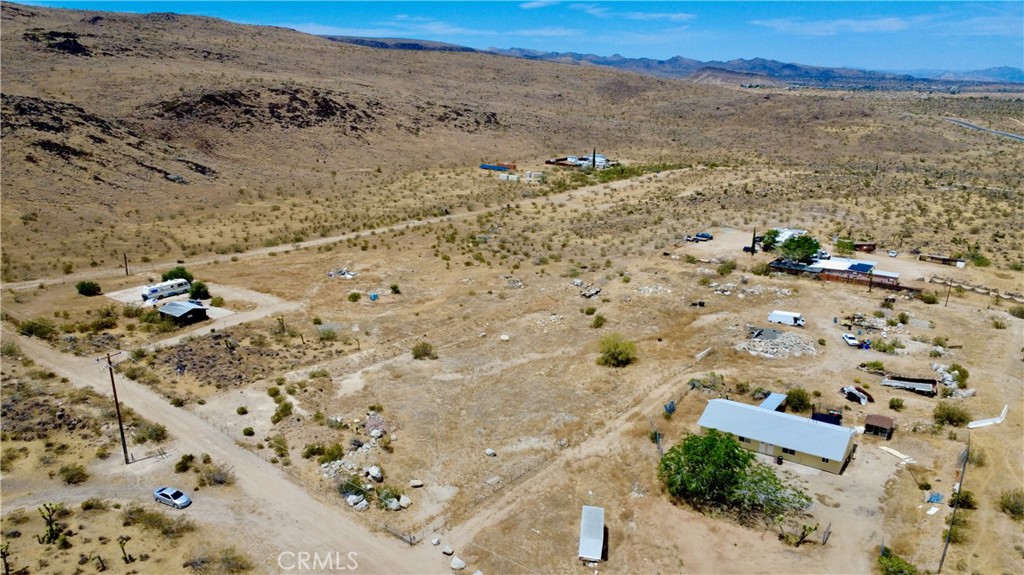 55700 Sunset Avenue Property Photo 3