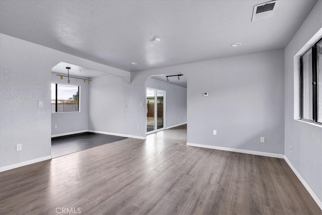 74354 Cottonwood Drive Property Photo 5
