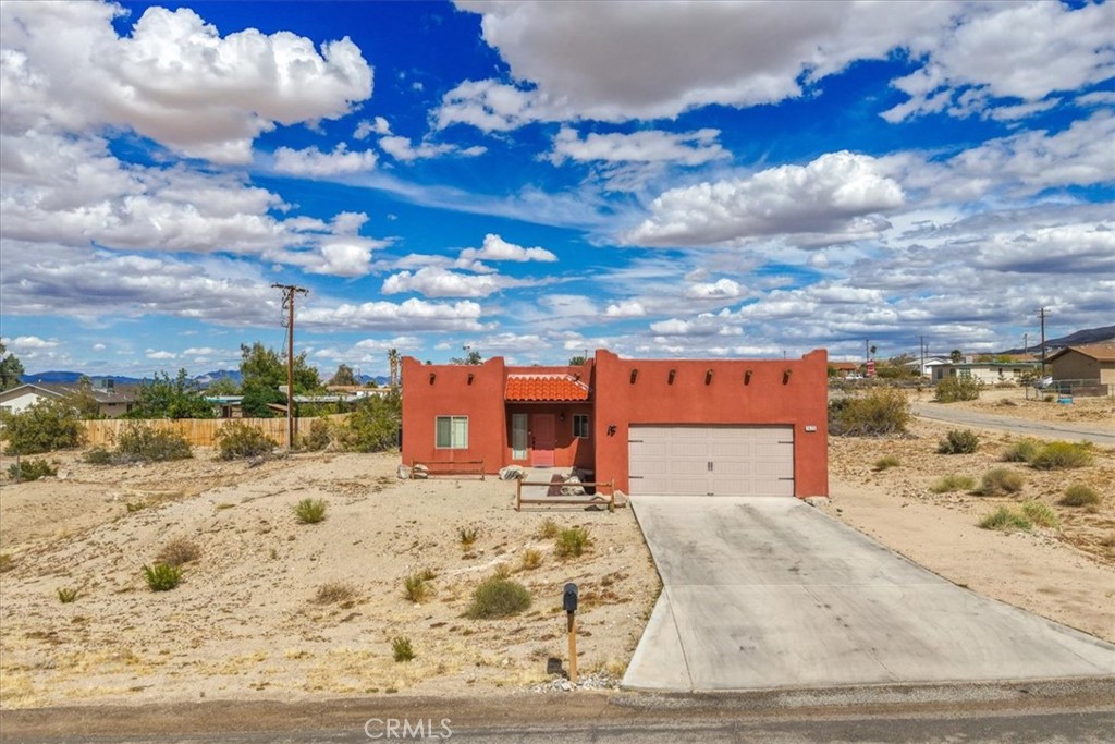 7425 Kellogg Avenue Property Photo 1