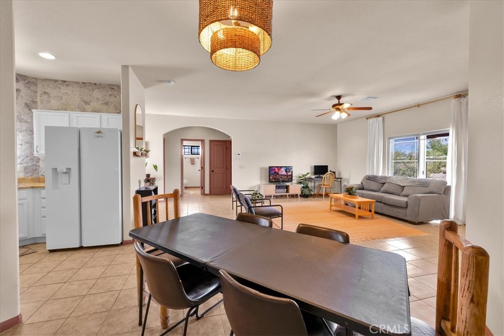 7425 Kellogg Avenue Property Photo 12