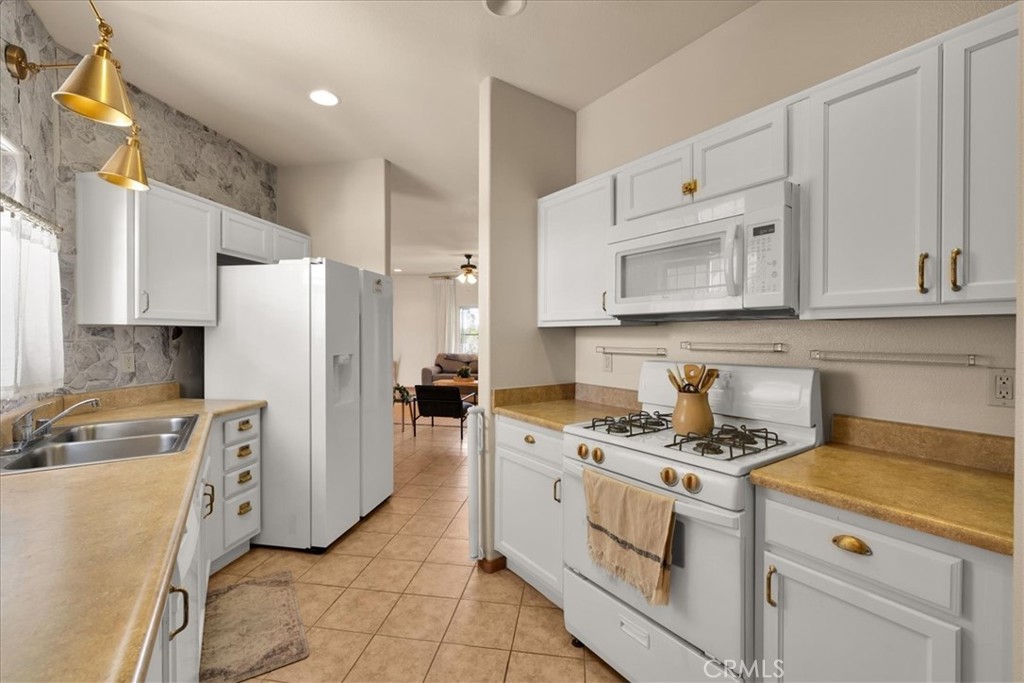 7425 Kellogg Avenue Property Photo 15
