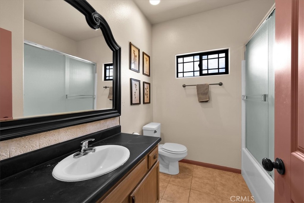 7425 Kellogg Avenue Property Photo 24