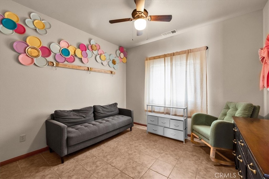 7425 Kellogg Avenue Property Photo 25