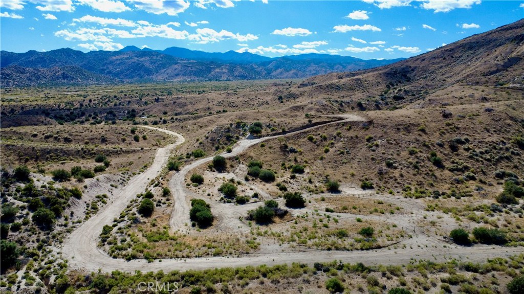 101 Cimarron Road Property Photo 3